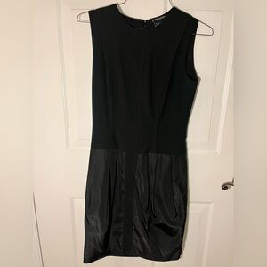 Chic Black Sleeveless Midi Dress